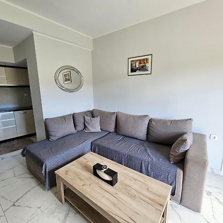 Grey Luxury House Apartment Ypsos Exterior foto